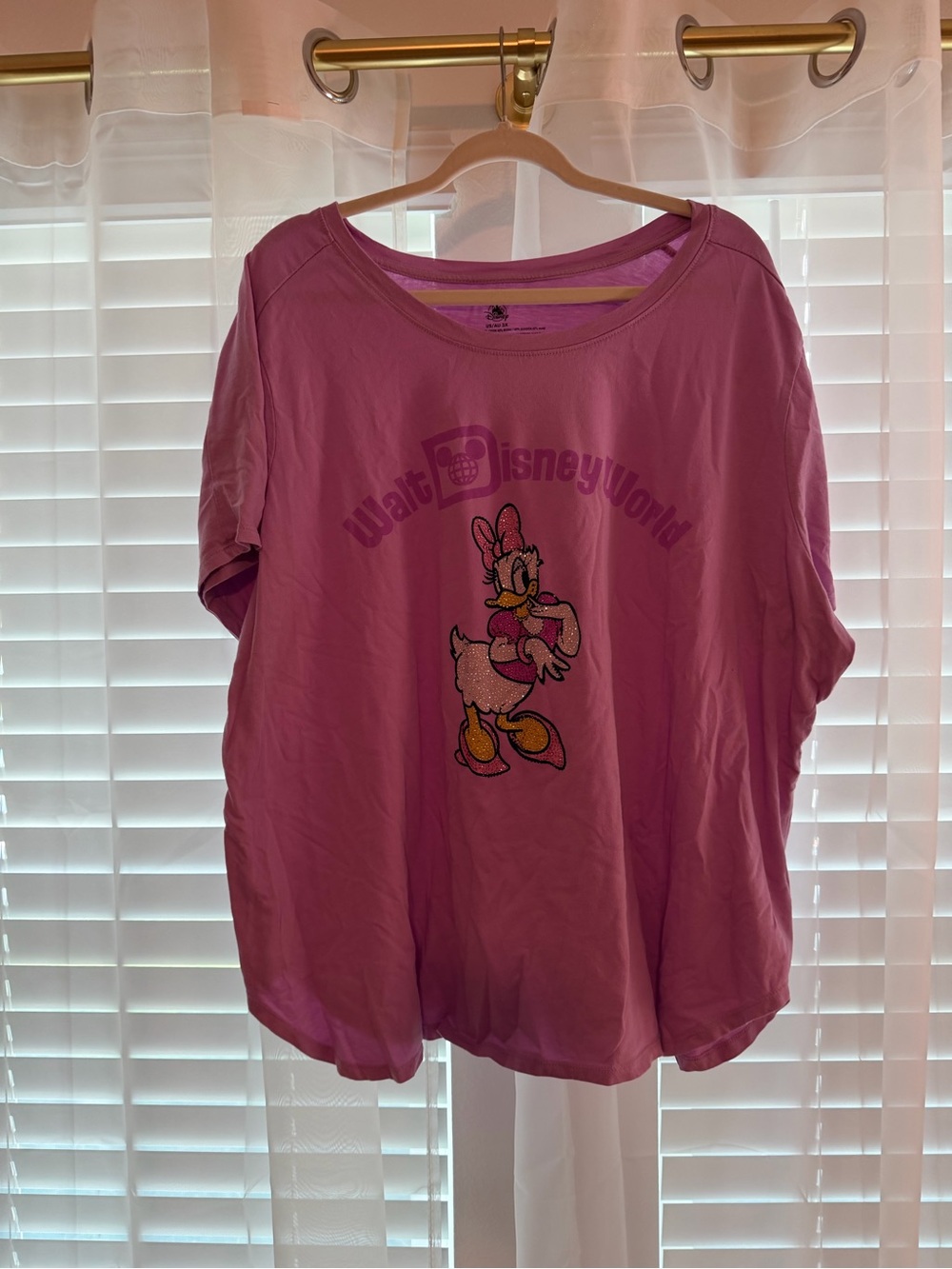 Walt Disney World Daisy Duck Purple Graphic Tee
